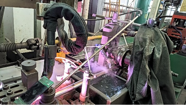 液冷中心管道所需要的不锈钢管，应该如何选择