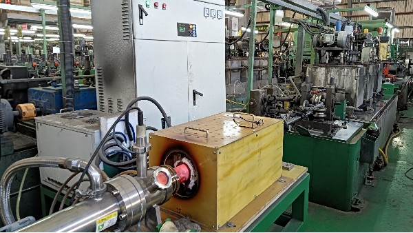 不锈钢管表面出现凹凸是什么原因