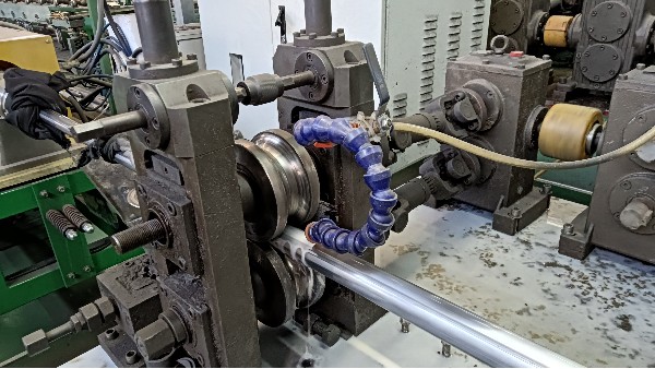 5 大优势！不锈钢拉丝还是镜面？