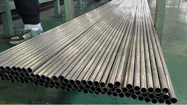 破解内外抛光换热冷凝器用不锈钢管痛点：4S抛光品质控制法如何实现高品质生产？